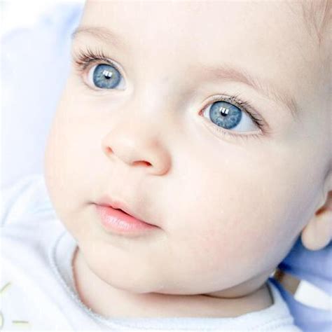 Rt si te gustaría un bebe así. ¡hermosos ojos!   scoopnest.com