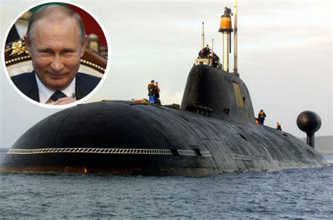 Russia reveals Vladimir Putins new nuclear submarine ...