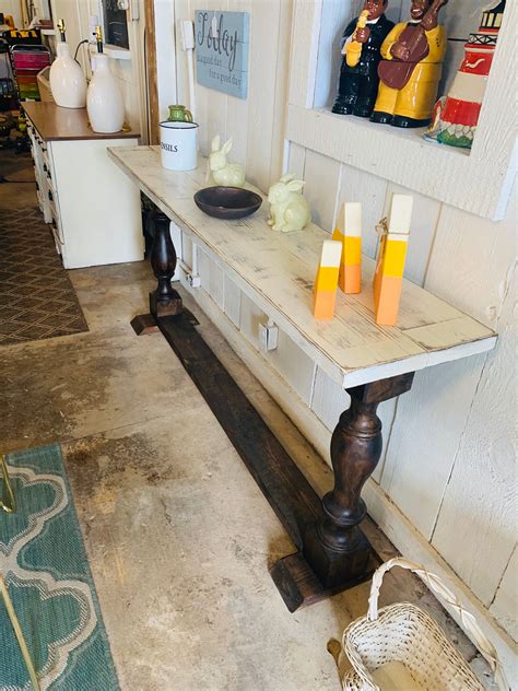 Rustic Farmhouse Entryway Table with shelve and Turned ...