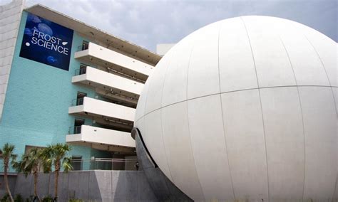 ᐅ Museo de Ciencias de Miami → El famoso Frost Science ...