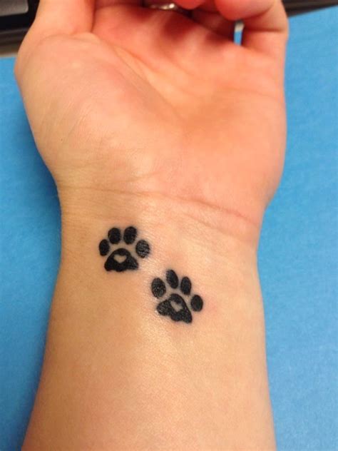 ᐅ Tatuajes de huellas de perros ️ » Tatuajes & Tattoos