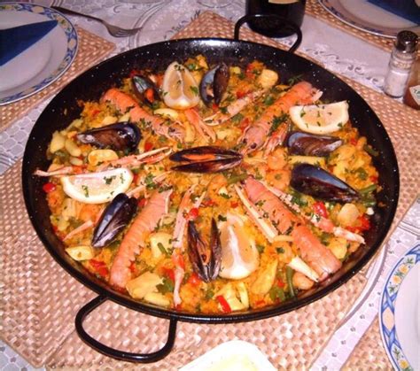 Sabrina s Latin Kitchen : Simple Paella Valenciana Recipe