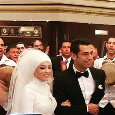 Salah & His Wife Follow @salahwolrd | Mo salah, Salah ...