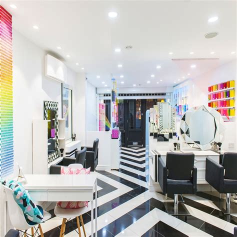 Salon Decorating Ideas: 4 Do’s and 3 Don ts   Salons Direct