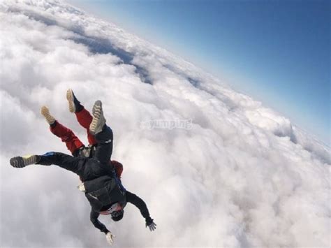 Saltar en paracaídas con instructor en Requena   Ofertas ...