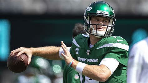 Sam Darnold admits  seeing ghosts  on  MNF  | Sporting News
