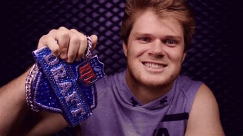 Sam Darnold GIFs   Find & Share on GIPHY
