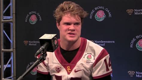 Sam Darnold impresses scouts by throwing in rain  Video ...