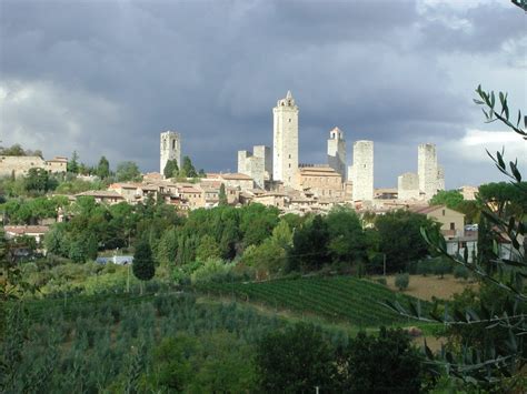 San Gimignano — Wikipédia