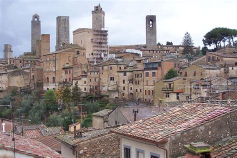 San Gimignano   Wikimedia Commons