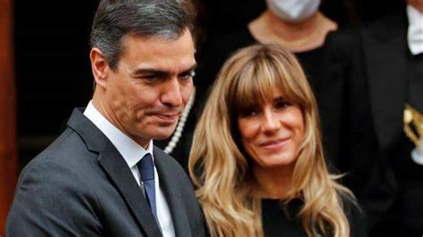 Sánchez proyecta a través de su esposa su particular visión de la vida ...