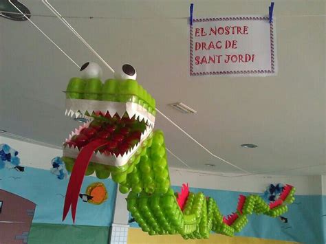 Sant jordi!! Escola Bac de Roda Kids Crafts, New Year s Crafts, School ...