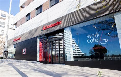 Santander abre su primer híbrido de oficina bancaria y ...