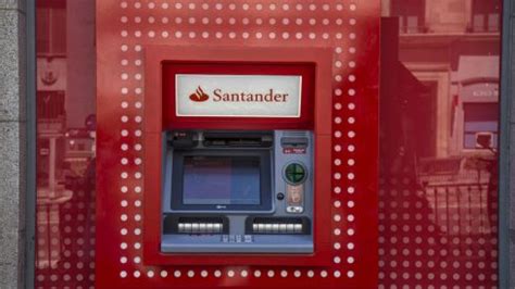 Santander pugna por el efectivo: mantendrá los cajeros ...