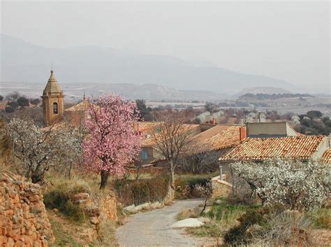 Sarsamarcuello  Huesca : Qué ver y dónde dormir