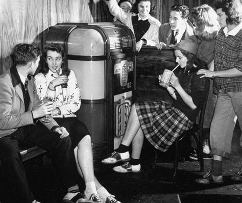 Saturday night dance 1950s jukebox/radio, milkshakes ...
