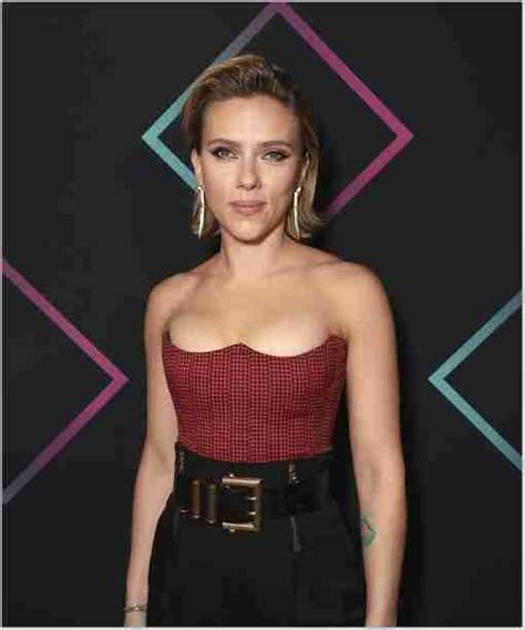 Scarlett Johansson Height And Body Measurements