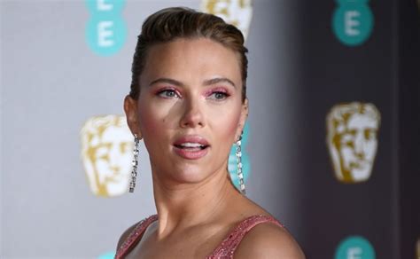 Scarlett Johansson lanzará su propia línea de belleza y cuidado de la ...