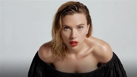 Scarlett Johansson lanzará su propia marca de maquillaje en 2022 ...