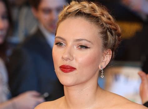 Scarlett Johansson : le hacker explique à quel point il a été facile de ...