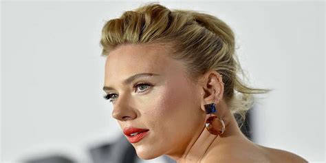 Scarlett Johansson : l’actrice va lancer sa marque de cosmétique en ...