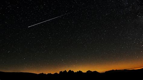 Scientists Figure Out Why Meteors Explode Before Hitting ...