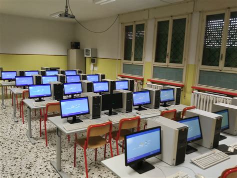 Scuole elementari – Rinnovata l aula di informatica ...