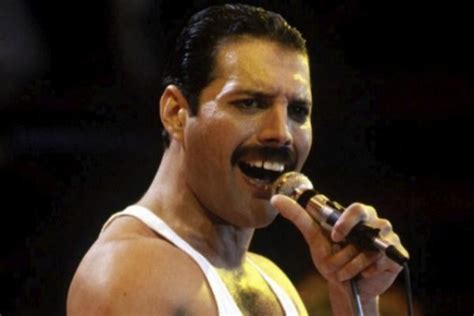 Se publica una canción inédita de Freddie Mercury grabada ...