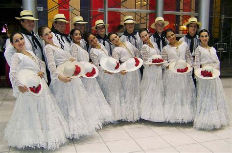 Se recuerda el Día del Folclore Paraguayo   Nacionales   ABC Color