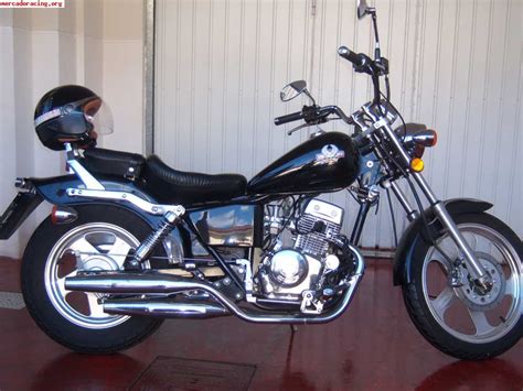 Se vende moto Custom 125cc 1500e