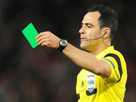 Se viene la tarjeta verde en el fútbol: ¿De qué se trata?