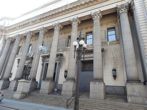Sede Central Del Banco Republica  Montevideo, Uruguay ...