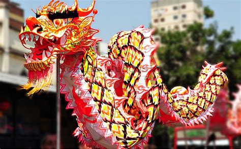 Segundo Grupo , Los tesoros : Carnaval en China