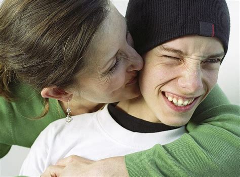 Seis pasos para mejorar las cosas con tu hijo adolescente