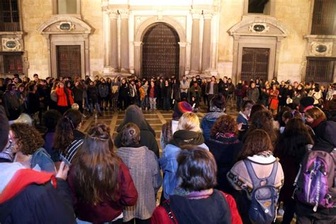 Sentencia de La Manada: la Fiscalía pide el ingreso en ...