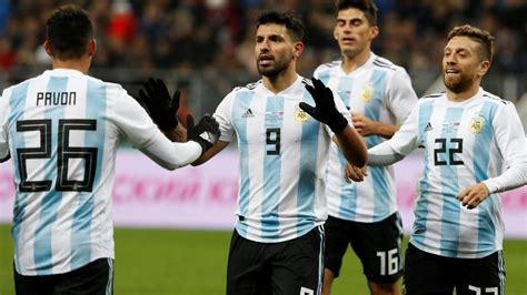 Sergio Aguero gives Argentina win over Russia at FIFA ...