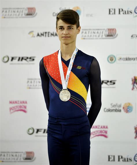 Sergio Canales, subcampeón del mundo   Patinaje Artistico