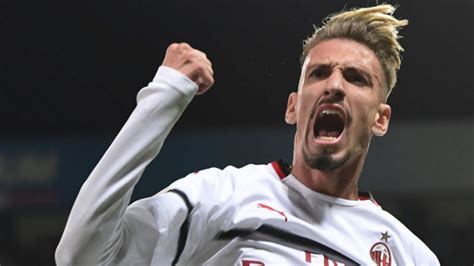 Serie A: Samu Castillejo and life in Italy s fashion ...