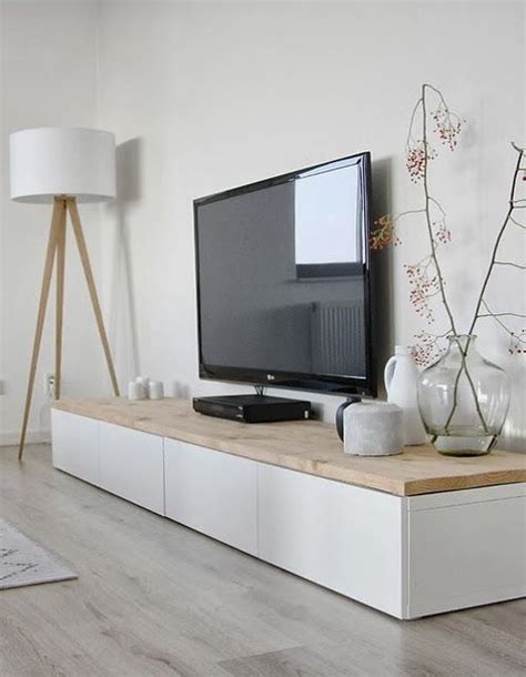 Serie Besta de Ikea. 100% estilo nórdico a buen precio   Blanco y de madera