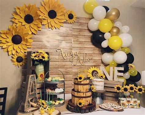 Set of 3 Large Paper Sunflowers or Daisies, Backdrop Wall ...
