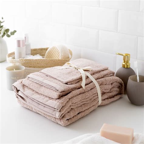 Set toallas Basic rosa | Toallas, Decoracion toallas ...