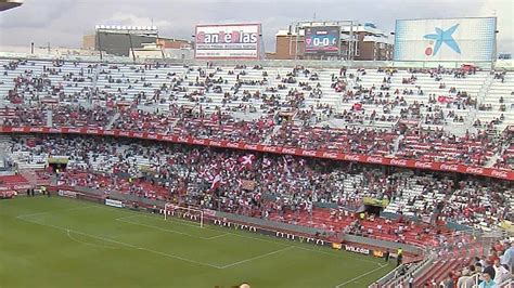 Sevilla FC   Freiburg   Himno del Sevilla y de la UEFA ...