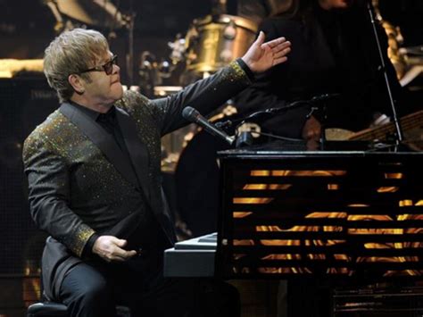 Show  en vivo de Elton John debutará en cines del mundo | Excélsior