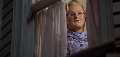 Si Sra. Doubtfire fuera una película de terror… | Centro Mujer