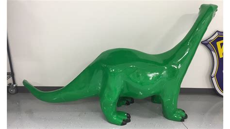 Sinclair Dino Statue | B35 | Indy 2016