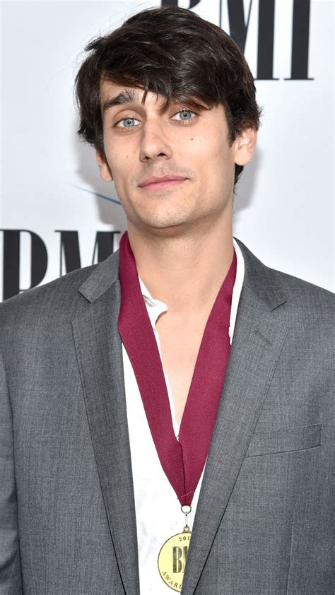 Singer Teddy Geiger Is Transitioning | E! News