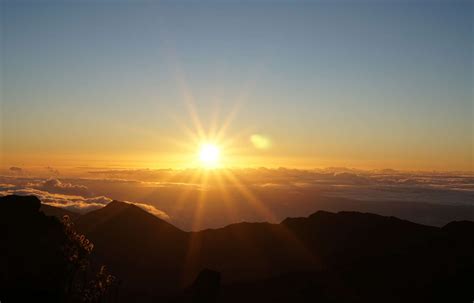 Skyline Sunrise Volcano and Zipline Tour | Ohana Fun! Hawaii