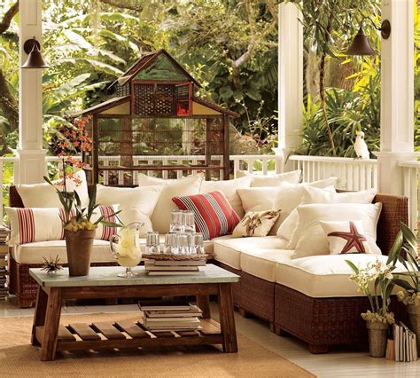 Small Balcony Furniture Option – HomesFeed