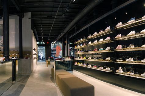 Sneaker Store Spotlight: sivasdescalzo | HYPEBEAST