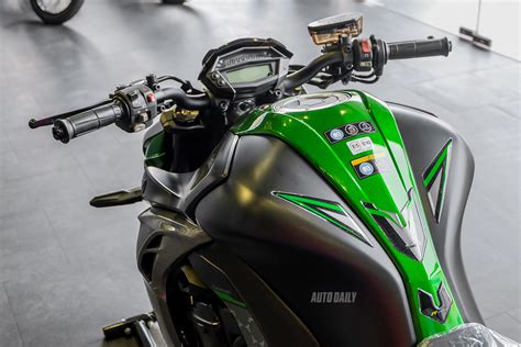 Ảnh chi tiết Kawasaki Z1000 ABS và Z1000 R Edition ABS 2019